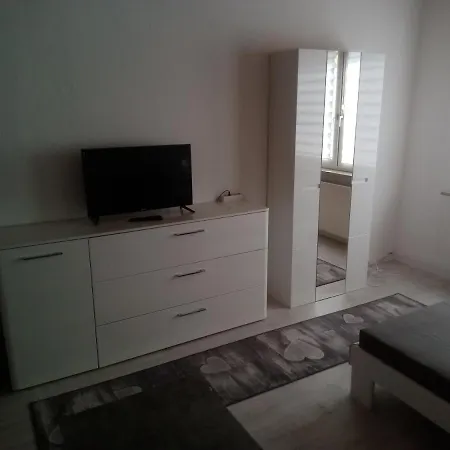 Stoecken 1und 2 Boersmannstrasse 13 1 Und 2 Zi-wohnungen Mit Kueche Bad Apartment Hannover
